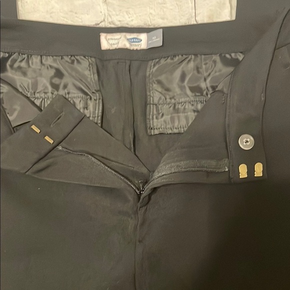 Old Navy Classic Black Trousers (Tall) - Picture 5 of 13
